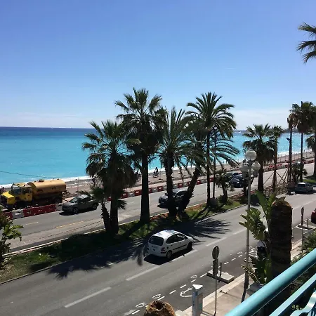 Promenade Le Stellamar Daire